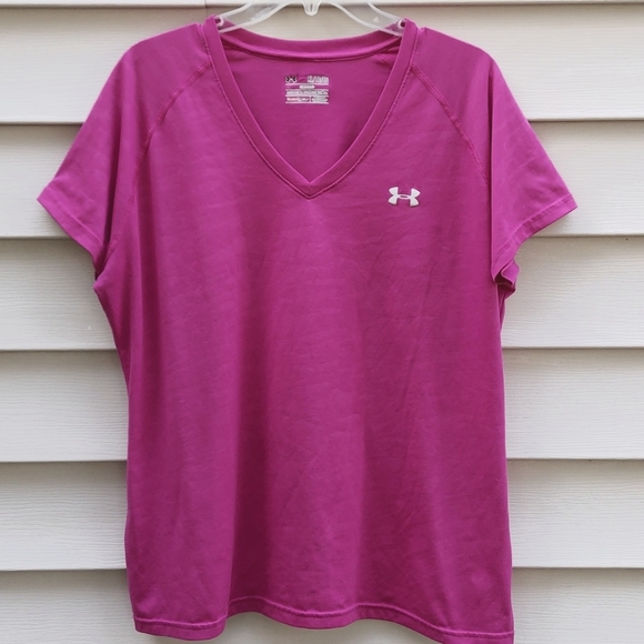 Under Armour Tops - Under Armour t-shirt. Size XL.